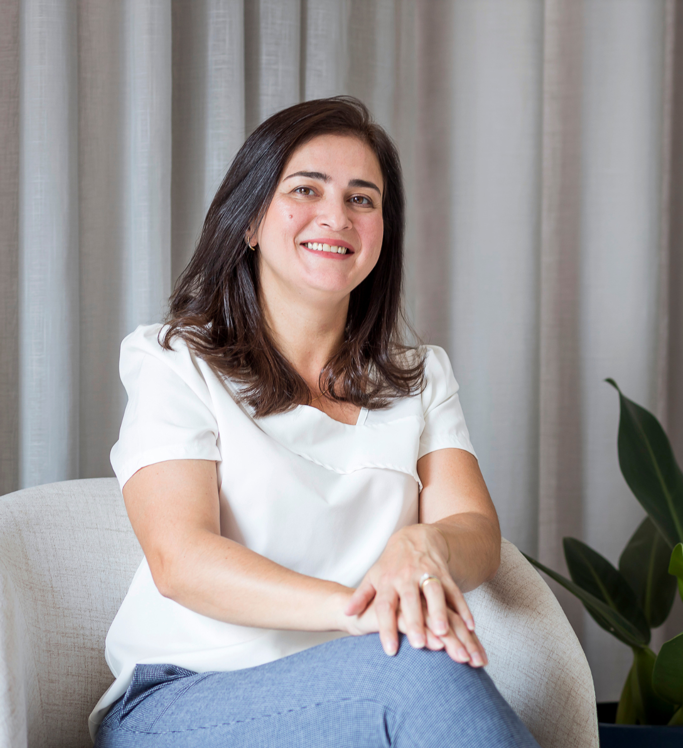 Thais Nabas Corretora